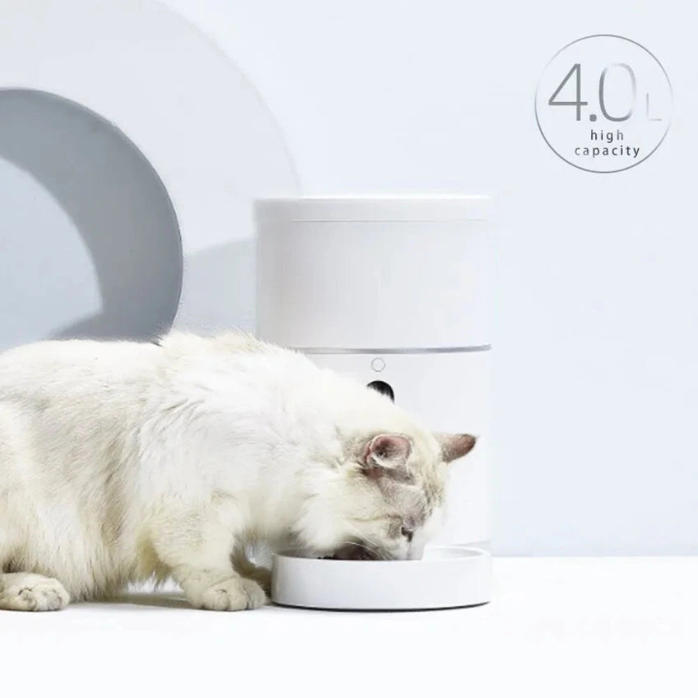 Smart Automatic Pet Feeder with Camera and App 4L.