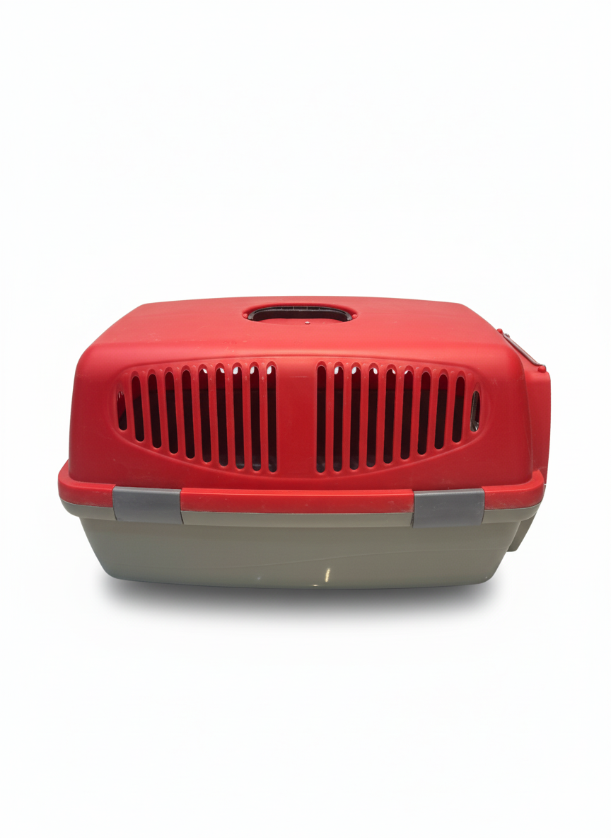 Travel Pet Box with Clips 56*26Cm Red.