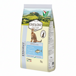 Chat & Chat Exigent 2kg cat food on white background