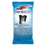 عبوة DentaLife Medium بخلفية بيضاء مقاس 1000×1000 والكلب بالأبيض والأسود