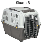 Pet carrier with 'Skudo 6' branding on a white background