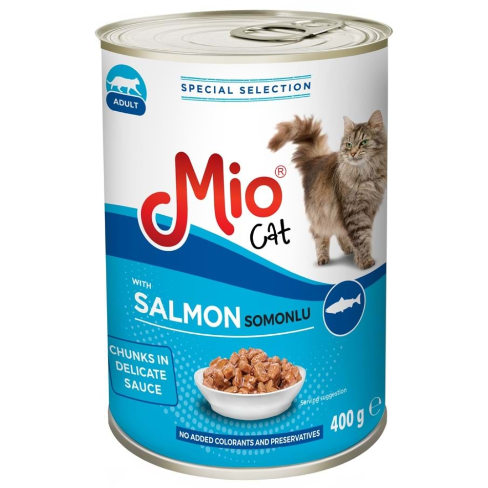 Can of Mio Cat food with salmon flavor on a white background
