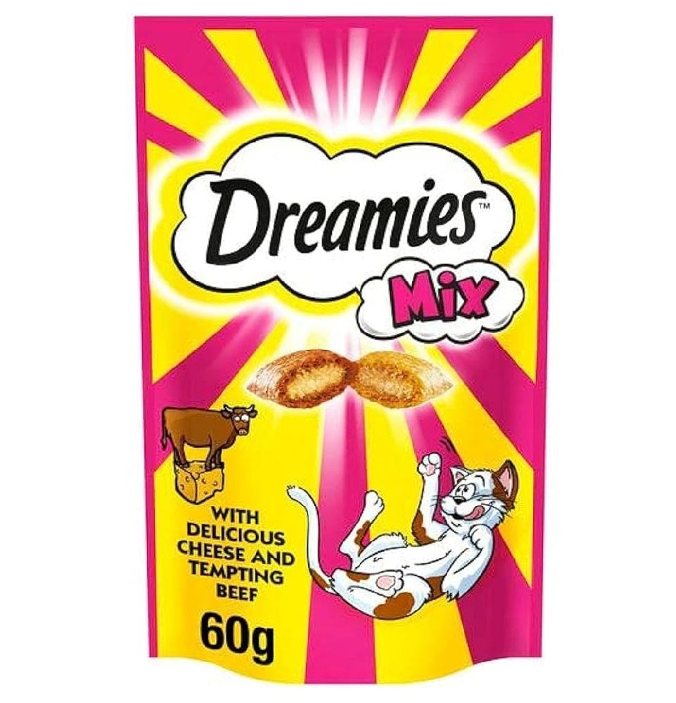 Dreamies Mix Cat Treats with Beef and Cheese 60 g.