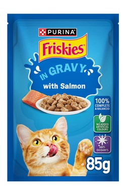 Friskies Salmon Chunks in Gravy Wet Cat Food Pouch 85g.