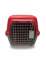 Travel Pet Box with Clips 56*26Cm Red.