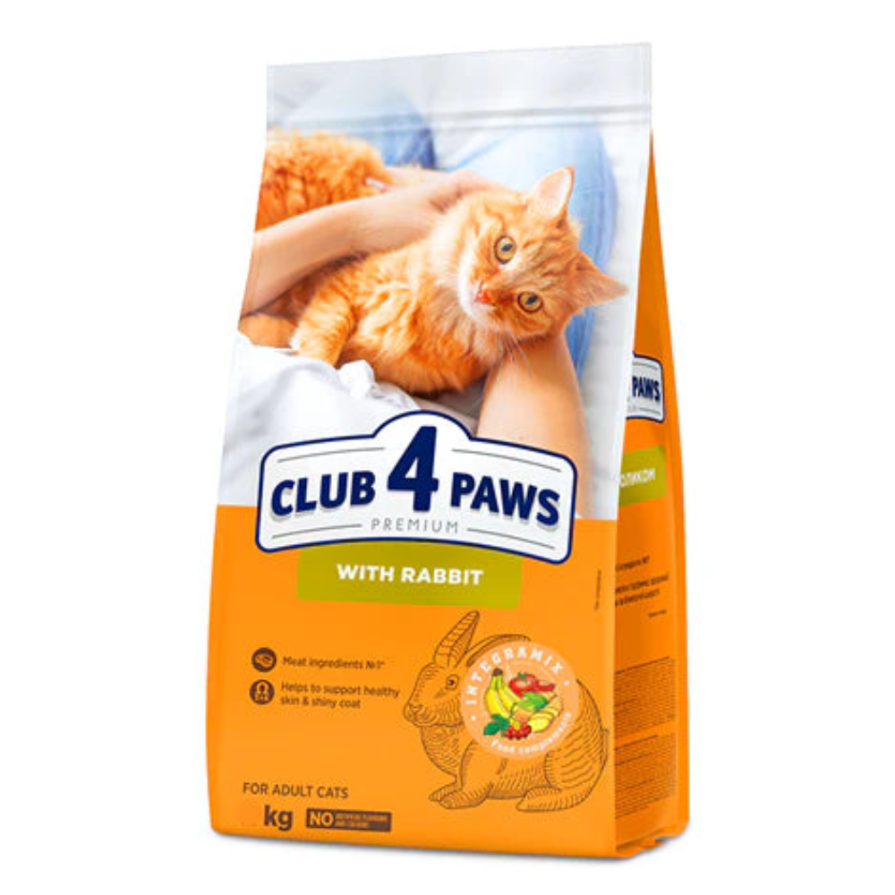 Bag of Club 4 Paws cat food with a cat on the packaging
