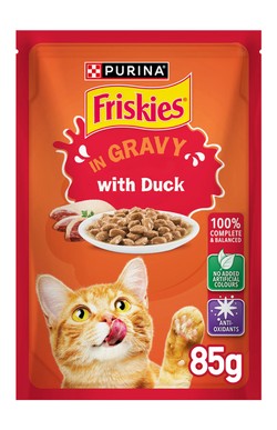 Friskies Duck Chunks in Gravy Wet Cat Food Pouch 85g.