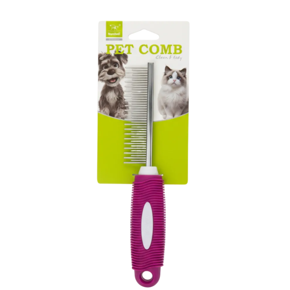 Nunbell Pet Comb على خلفية بيضاء